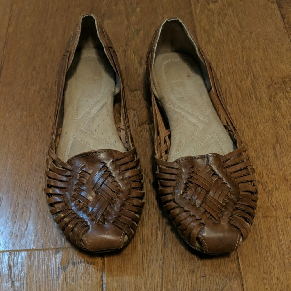 Woven Closed-Toe Sandals